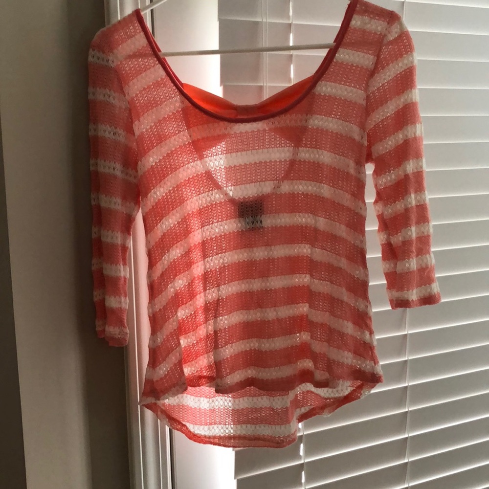 3/4 length sweater///peach and white